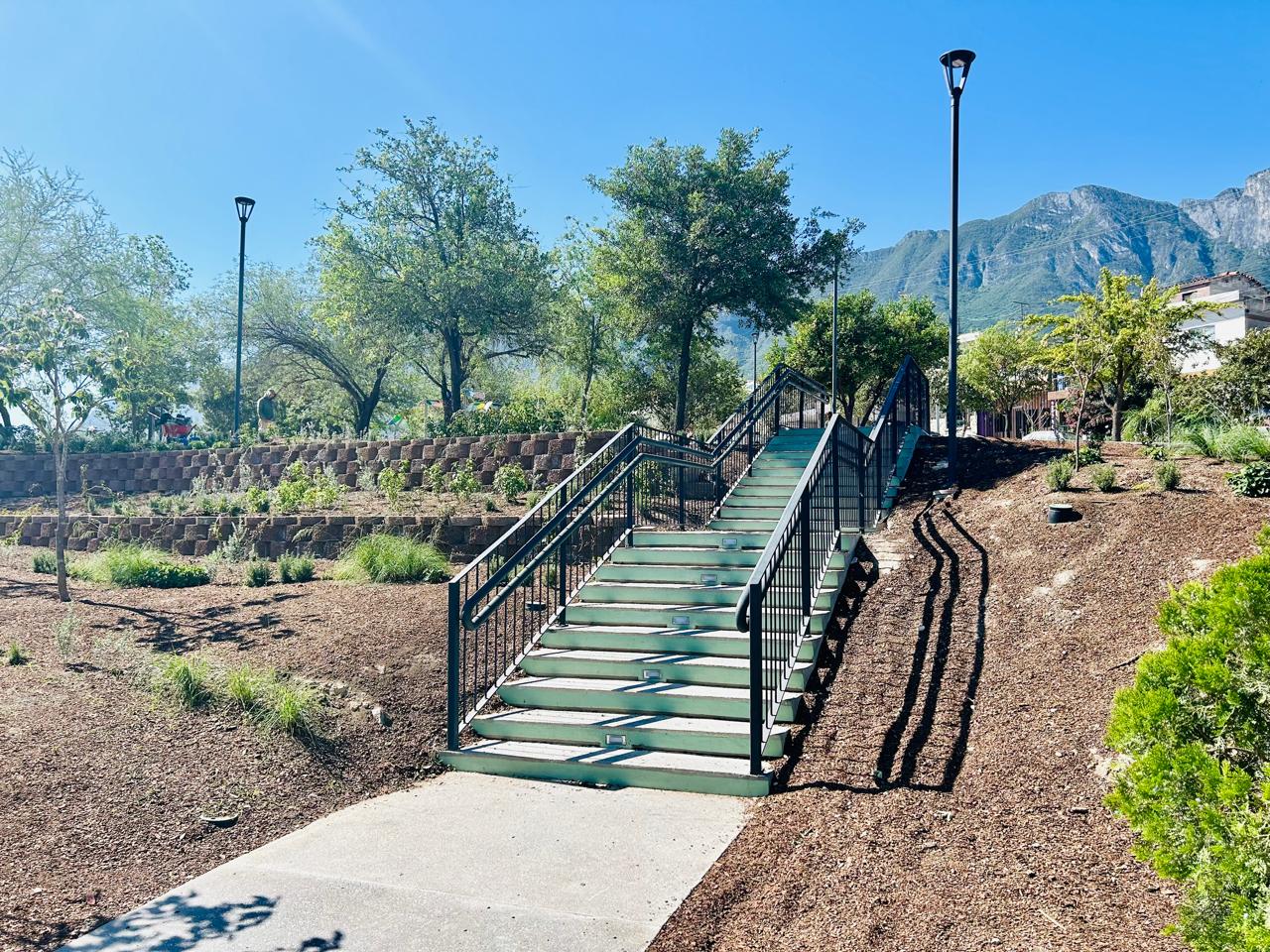 URBANIZACIÓN DE PARQUE 14
